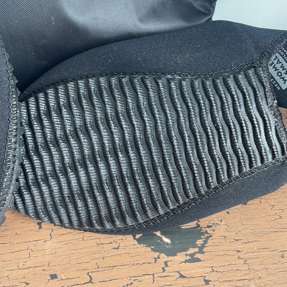 Muck Boot Futi Women’s Shoe Boot Cover Size Small 6-7 - Picture 3 of 4